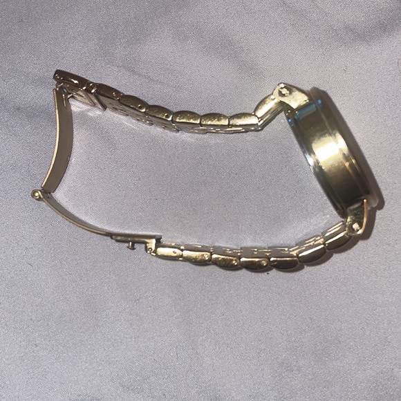 Fossil Watch - Picture 6 of 6